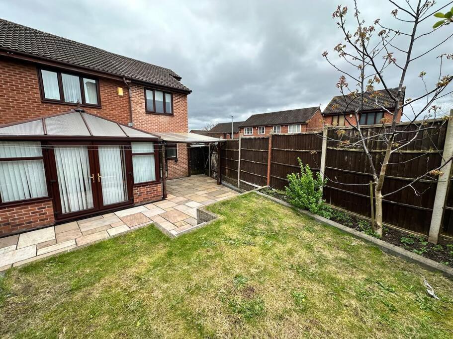 Sage House - City Centre Hanley, Alton Towers Stoke-on-Trent Exterior foto